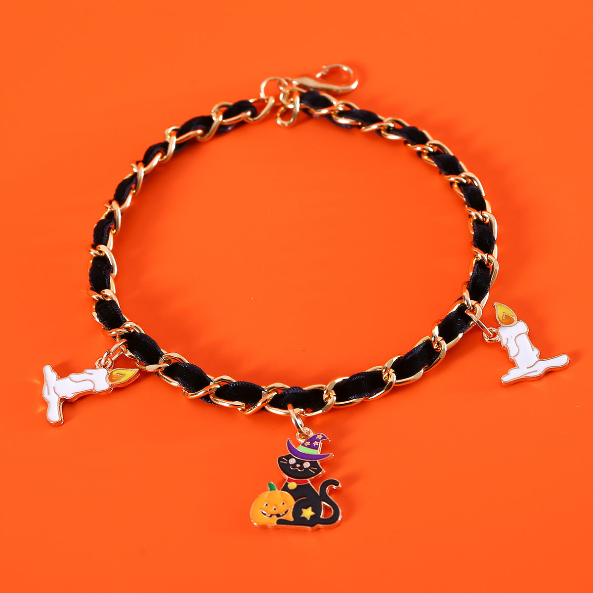 Collier d’Halloween en velours pour chat / Velvet Halloween cat collar — vue 2 / view 2