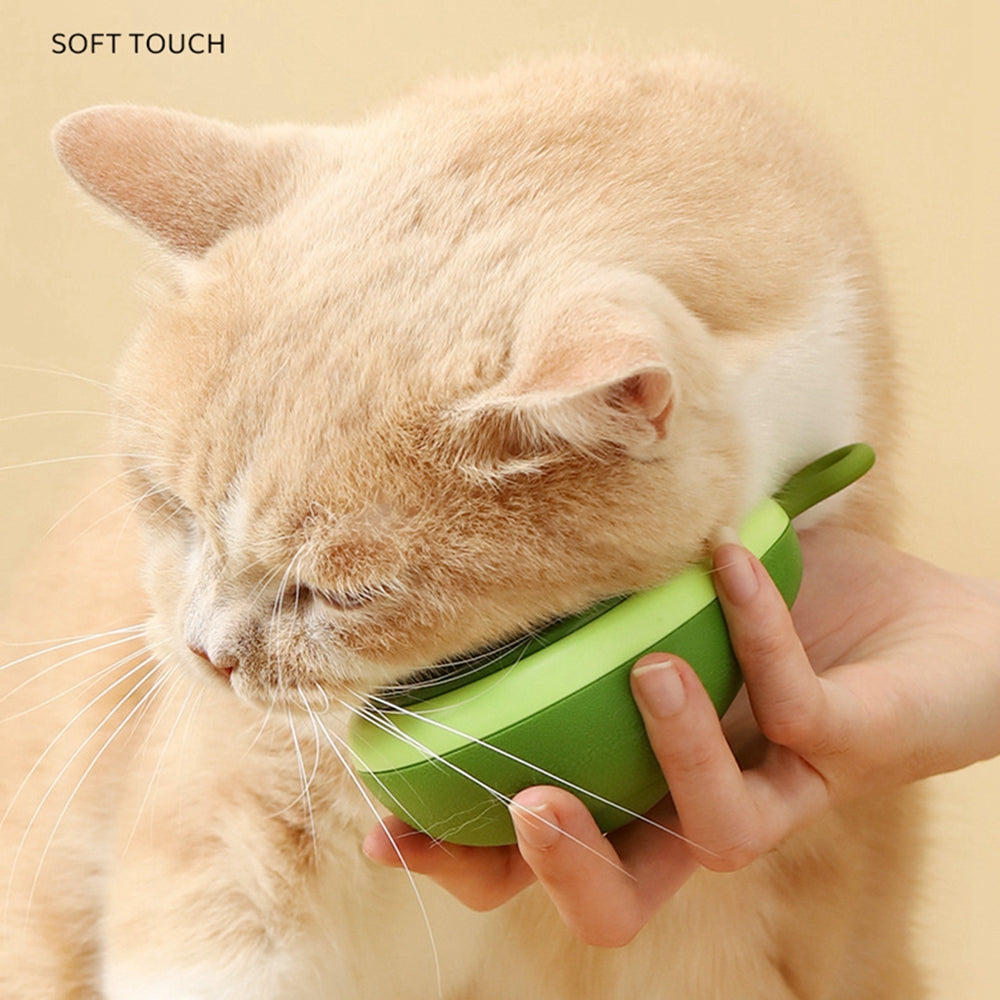 Brosse autonettoyante fruit pour chat et chien / Fruit-shaped self-cleaning pet brush — vue 5 / view 5
