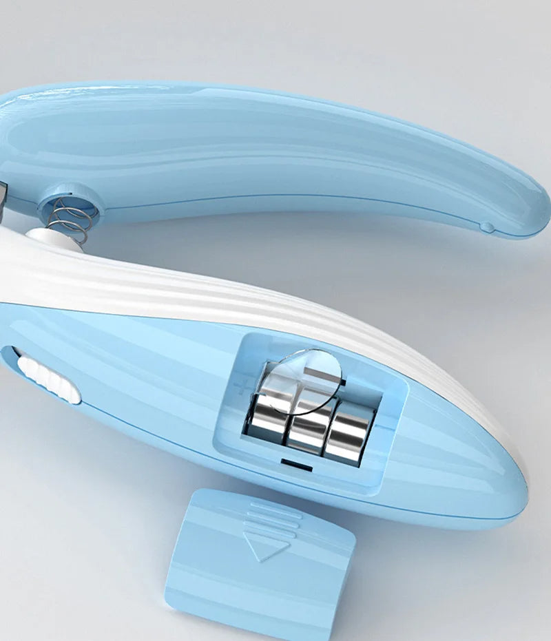 Coupe-griffes DEL pour chat et chien / LED pet nail clipper — vue 2 / view 2